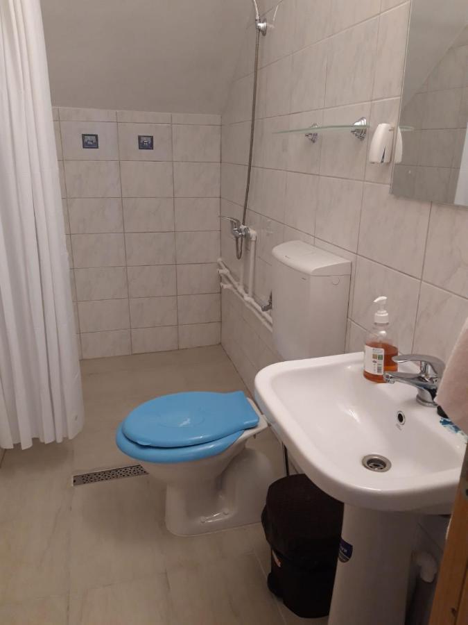 הורזו Cazare Adela מראה חיצוני תמונה